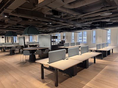 1 Whittington Avenue, London, Office To Let - IMG_8408.jpg