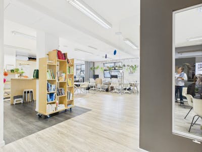 Unit 3, 9 Bell Yard Mews, London, Office For Sale - 6.jpg
