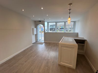 3 Station Square, Harrogate, Retail To Let - IMG_6228.jpeg