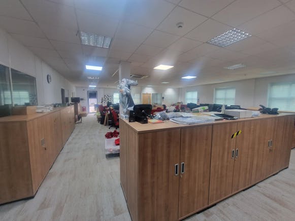 Unit 1 Faraday Office Park, Basingstoke, Office For Sale - 20250813_154553.jpg