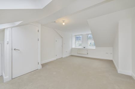 Woodlands Park Road, London, Maisonette To Let - Bedroom 1