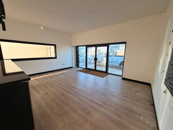 Unit 15b, Roscommon Way, Canvey Island, Industrial To Let - WhatsApp Image 2026-03-18 at 11.46.15 AM.jpeg