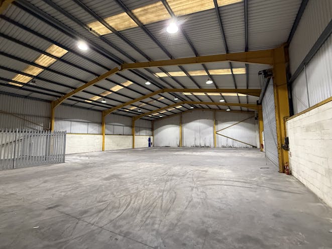 Former Jewson Premises, Walnut Tree Close, Guildford, Storage Land / Warehouse & Industrial To Let - Photo 04122024 09 34 04.jpg