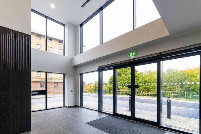 Panattoni Park Crawley, Fleming Way, Crawley, Warehouse & Industrial To Let - Eighty_PanPC_20251016_0547.jpg