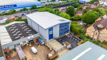 Prince House, Station Road approach, Waltham Cross, Industrial To Let / For Sale - HLP_T_250428_3096.jpg