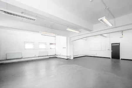Unit 3 Markian House, 52-56 Pritchards Road, London, Office To Let - Markian Hse U3 - Low Res 3.jpg