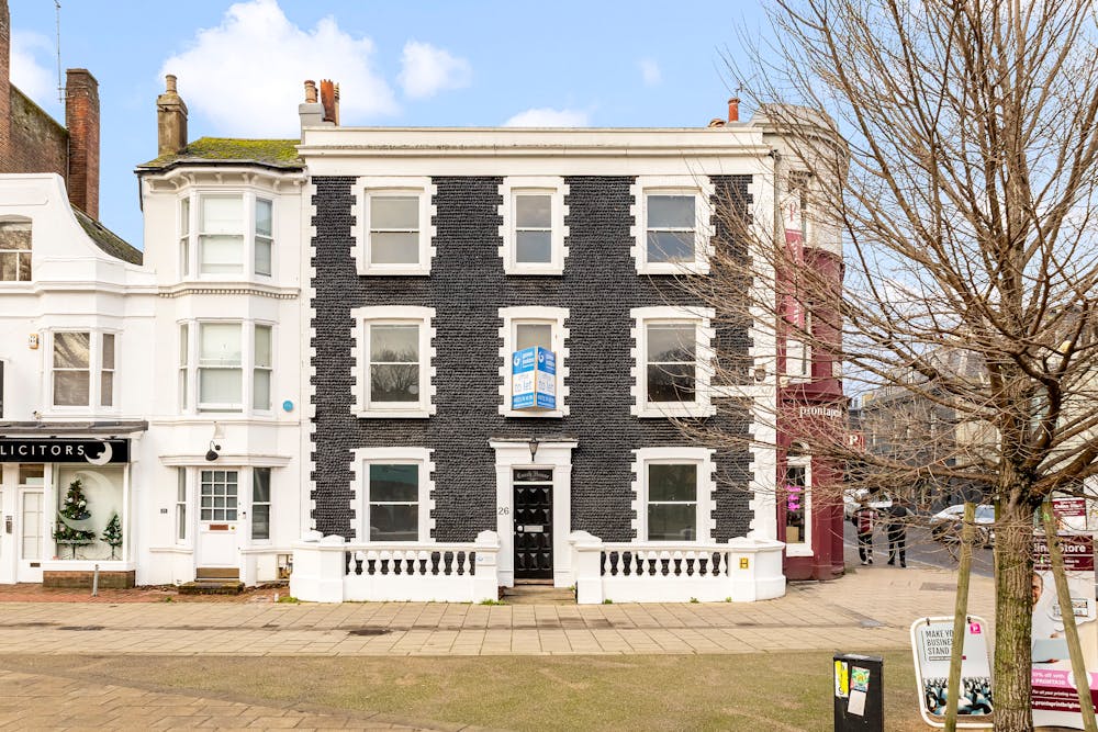 Coach House, 26 Marlborough Place - Marlborough Place 26-026.JPG