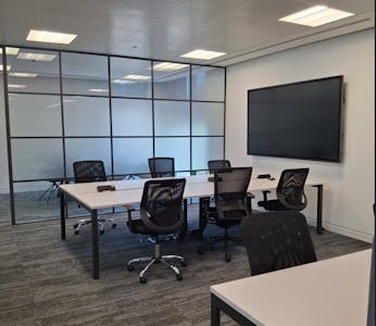 Lotus 3, 1st Floor, Lotus Park, Staines, Office To Let - Meeting Area .png