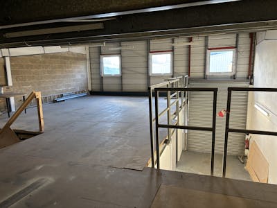 Unit 2, Uckfield, Industrial To Let - IMG_9275.jpg