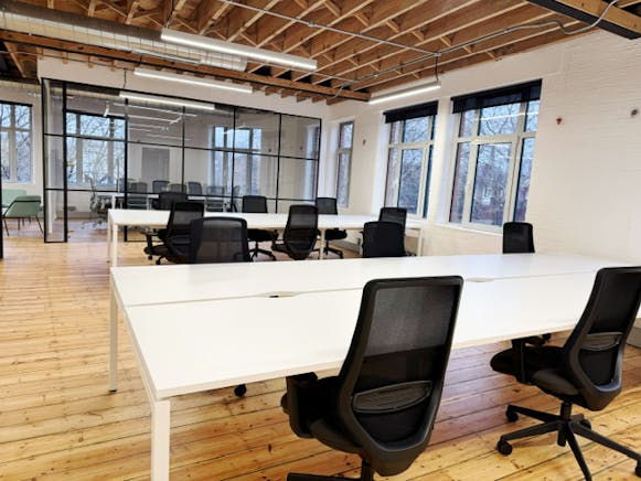 52-54 Rosebery Avenue, London, Offices To Let - IMG_8170.jpg