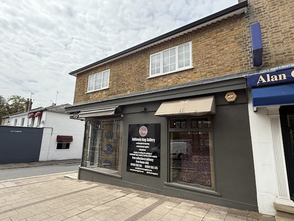 130 Oatlands Drive, Weybridge, Retail For Sale - IMG_3442.JPEG
