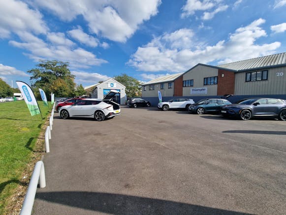 Car Showroom, Murrell Green Business Park, Hook, Other To Let - 20241004_143410.jpg