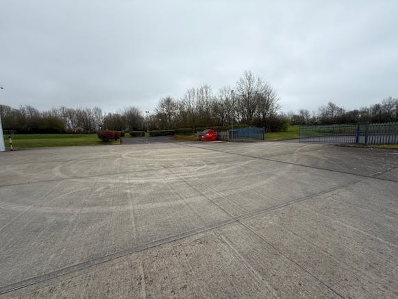 Grafton Road, Burbage, Marlborough, Industrial To Let - 019.jpg