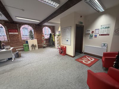 Suite 6, Empire Court, Redditch, Office To Let - IMG_5365.JPG