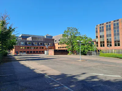 Ashdown House, Crawley, Office For Sale - 20260813_094808.jpg