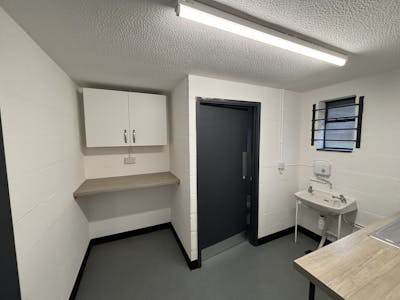 Unit 39, Albion Industrial Estate, Pontypridd, Industrial To Let - IMG_6492.jpeg