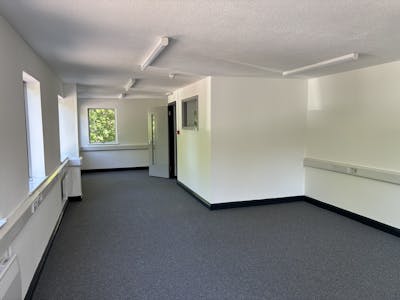 Unit C8.1, Main Avenue, Treforest, Pontypridd, Industrial To Let - Int pic C81jpg 3.jpg