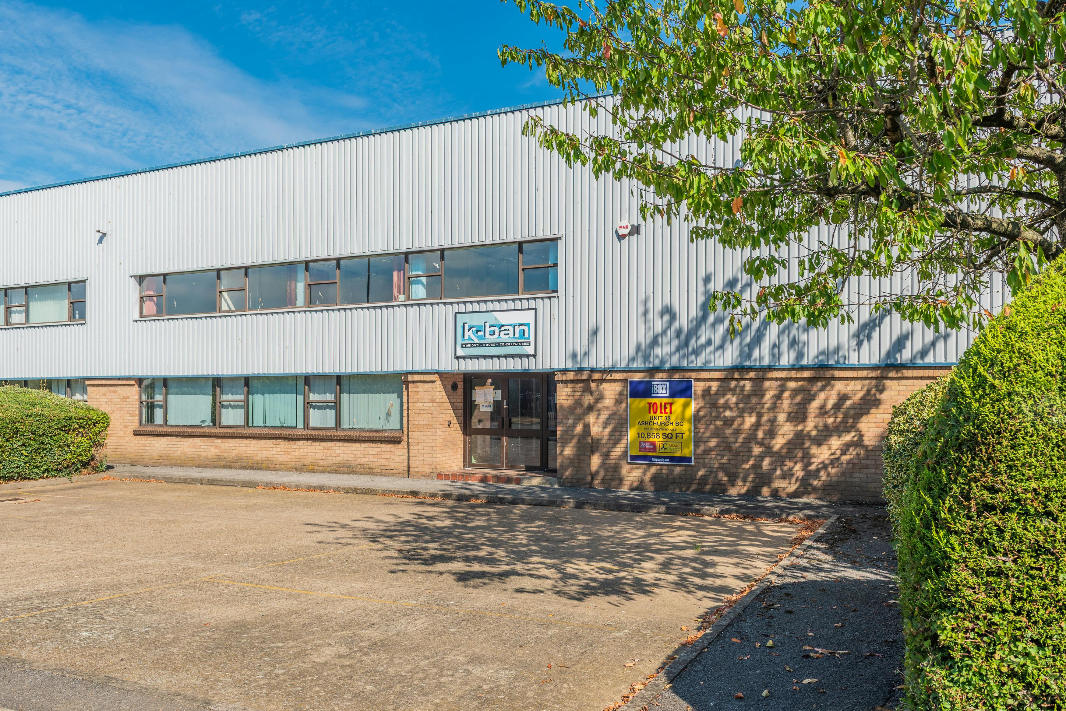 Industrial Unit in Tewkesbury - photo 4