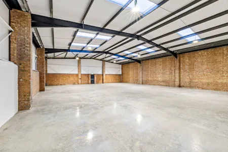 Unit 1A St Marks Industrial Estate, Silvertown, Industrial / Warehouse To Let - DSC02463.jpg