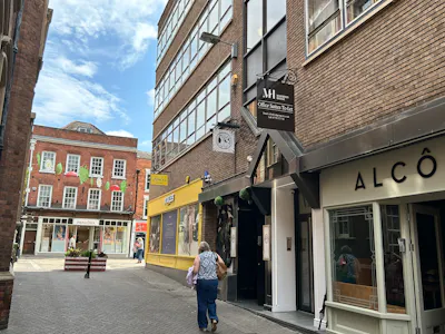Marmion House, 91-93 High Street, Worcester, Leisure / Office / Retail For Sale - IMG_4253.JPG