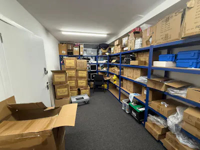 Unit 8, Brookside, Southend-on-Sea, Industrial / Office To Let - WhatsApp Image 2026-09-10 at 9.59.13 AM (2).jpeg