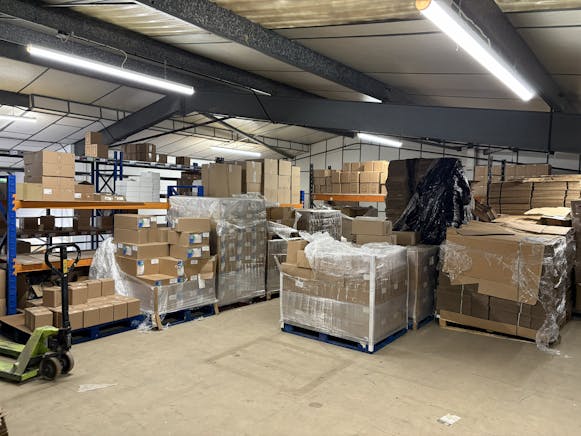 7 Harold Close, Harlow, Industrial To Let - IMG_0341.jpg