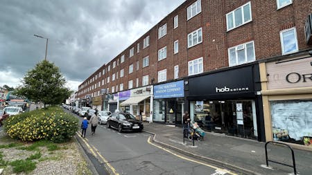 279 High Road, Loughton, Retail To Let - 2.jpg