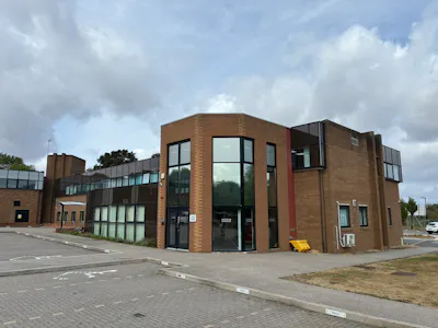 Cedar House, Milton Keynes, Office To Let - IMG_2393.JPEG