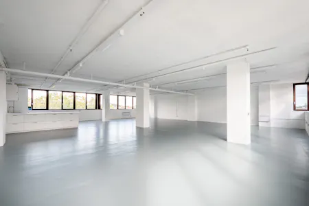 Regent Studios - 8 Andrews Road, London, Office To Let - Regent Studios 56 - Low Res 9.jpg
