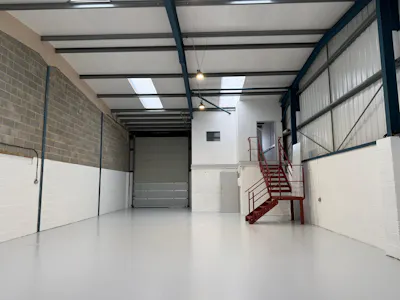 Unit 7 Downley Point, Havant, Industrial / Warehouse To Let - warehouse 2.jpeg