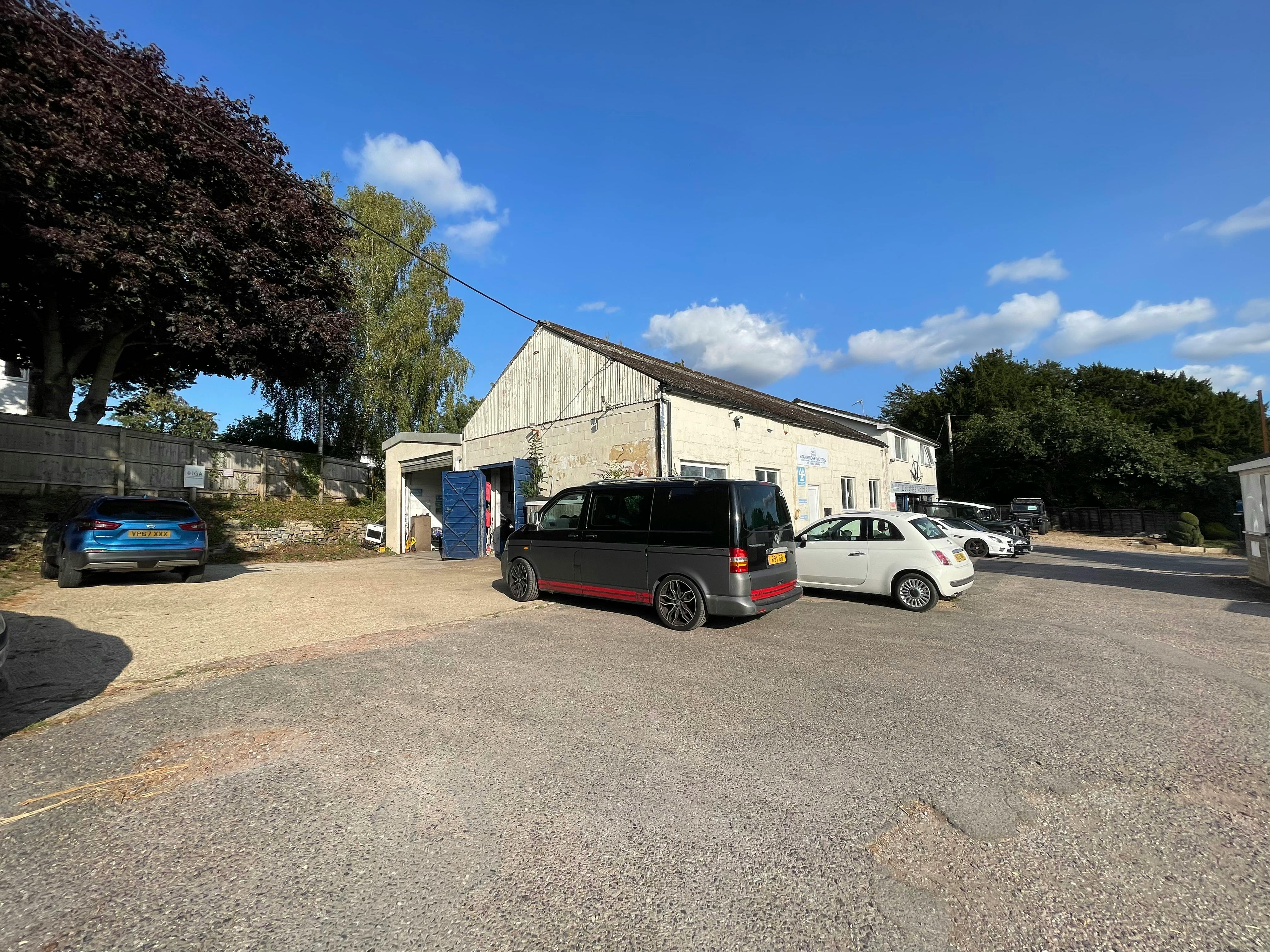 Retail/Shop in Wimborne - photo 3