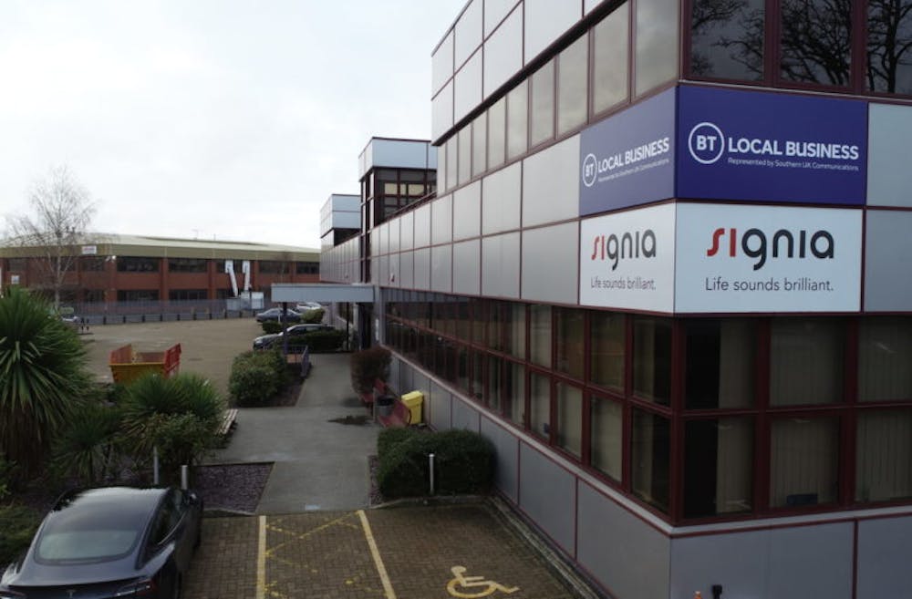 Platinum House - Ground Floor, Sussex Manor Business Park - Platinum House 5.jpg