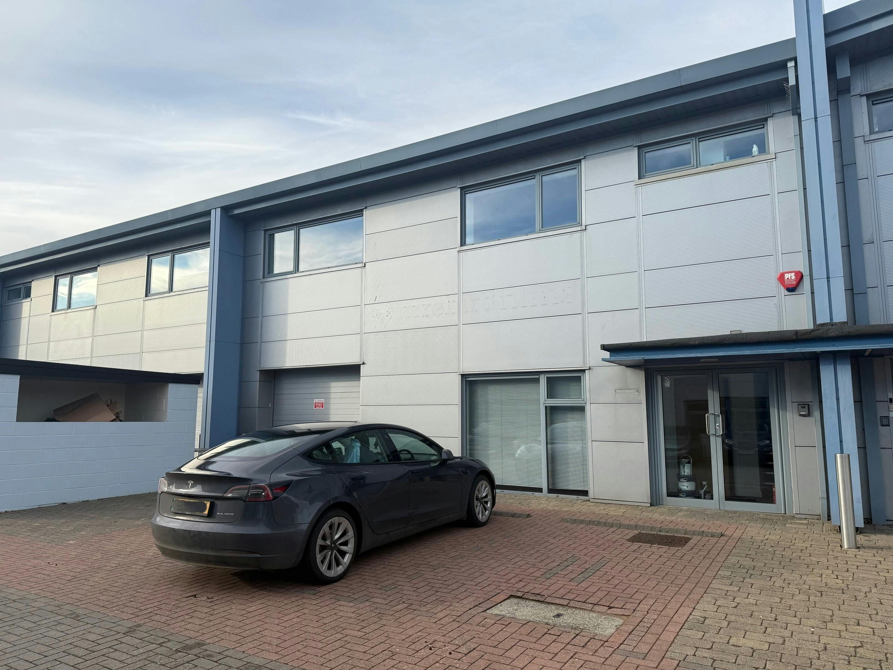 Unit 11 Ergo Business Park, Greenbridge Road, Swindon, Industrial To Let - 1.jpg