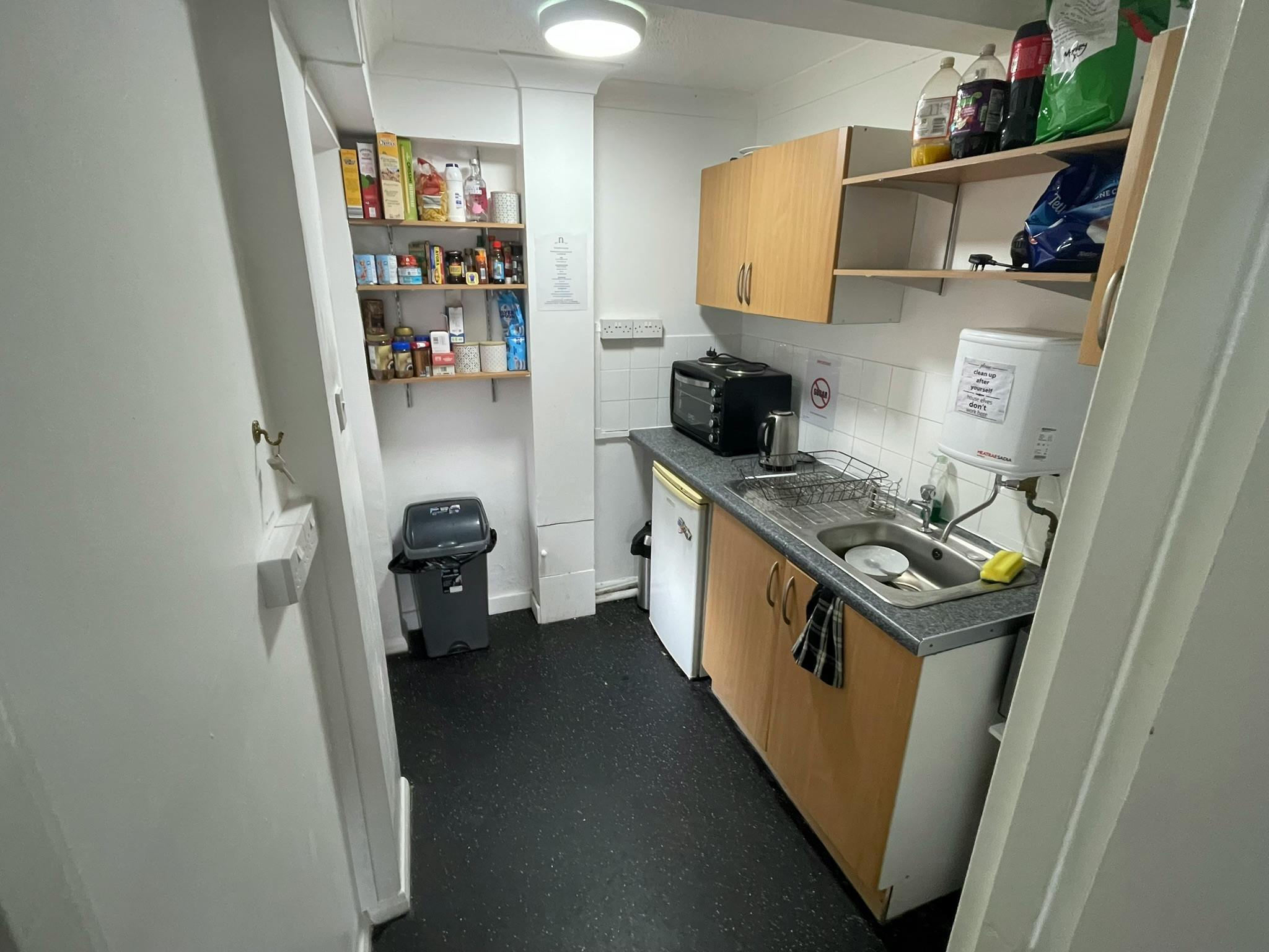 Silver Road, 3-4 Taverners Square