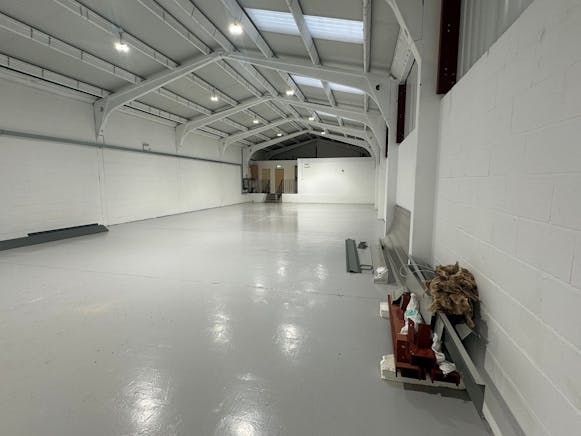 5 Craven Way, Newmarket, Industrial To Let - IMG_7252.JPG