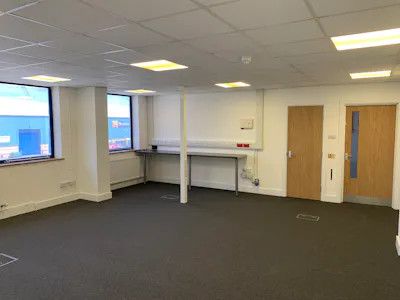Unit 3, Hemel Hempstead, Industrial / Light Industrial / Trade Counter / Warehouse Lease Assignment - IMG_0342.jpeg