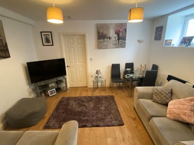 86 Vicarage Road, Swansea, Retail For Sale - Lounge1.jpg