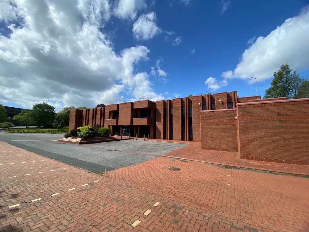 Armitage House, Wakefield, Office For Sale - IMG_2827.jpg