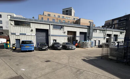 Unit 2-5, London, Industrial / Warehouse To Let - IMG_0200.jpeg