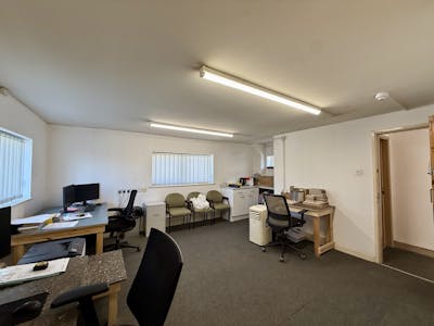 Unit M Hawthorn Industrial Estate, Birmingham, Industrial / Warehouse To Let - Photo 30062025 10 39 13.jpg