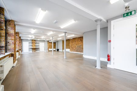 4th Floor - 54 Commercial Street, London, Office To Let - Commercial St 54 2F  Low Res 5.jpg