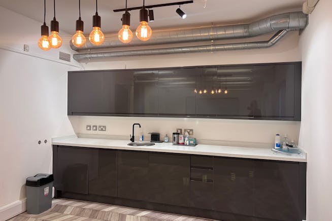 6 The Sanctuary, Ham Green, Office For Sale - IMG_9164.jpeg 6 The Sanctuary, Ham Green, Office For Sale - IMG_9164.jpeg