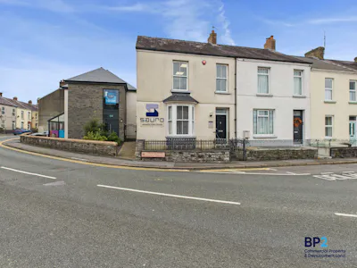 9 Elliston Terrace, Carmarthen, Office To Let - CAM03725G0PR0068STILL014.jpg