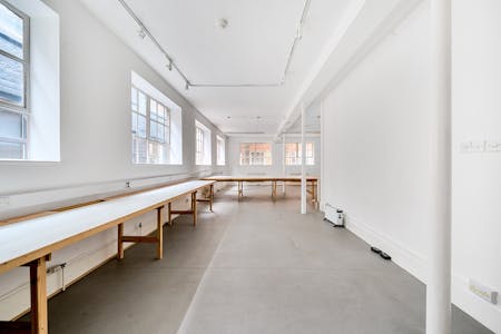 5 Standard Place, London, Office For Sale - 1374302126916e7f0e7edf.jpg