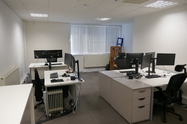 Unit 3 RO24, Harlow, Offices To Let - P1050798.JPG