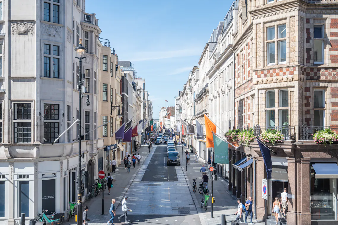 vb2297957_CJD_7335_HR.jpg 166 Piccadilly, London, Office / Serviced Office To Let - vb2297957_CJD_7335_HR.jpg