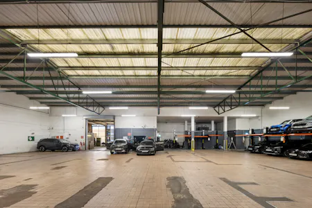 1 Brewery Road, London, Distribution Warehouse / Industrial To Let - 2R7A7214.jpg