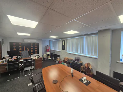 Haigh Avenue, Stockport, Industrial/Logistics To Let - 20260930_103038.jpg