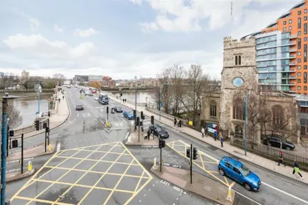 14-16 Putney High Street, London, Development Potential / Development Site / Retail For Sale - 31082023 VIEW OF PUTNEY BRIDGE.jpg