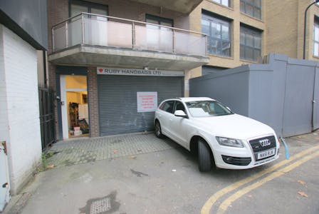 71-73 Hackney Road, London, Retail To Let - DSC03323.png